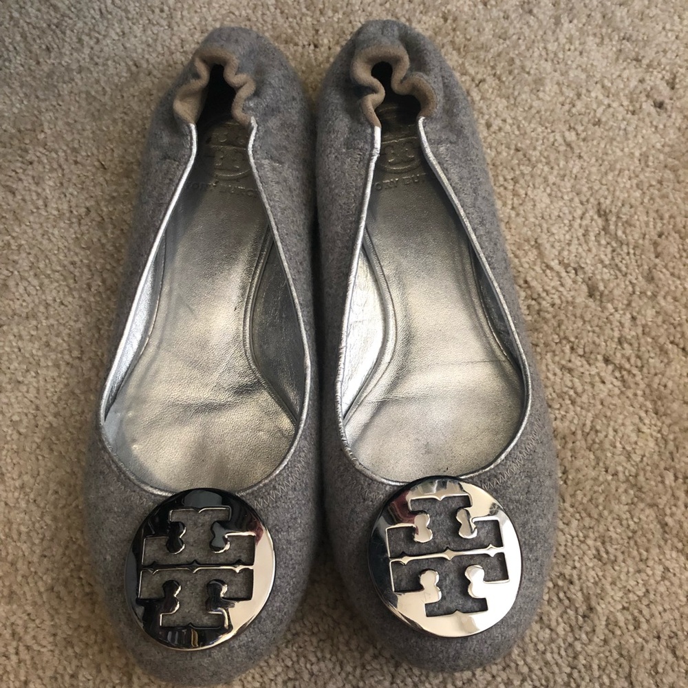 Tory Burch grey flats. Size 8&1/2M. Used.